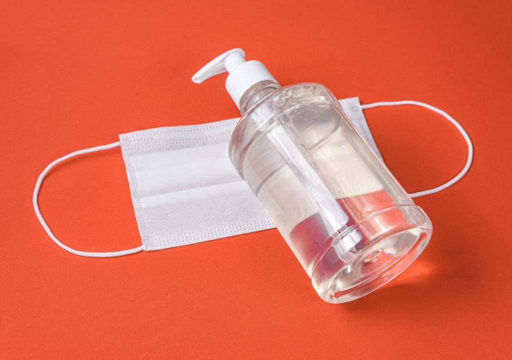 les-erreurs-a-eviter-avec-les-solutions-hydroalcooliques-min