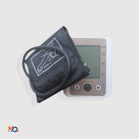 tensiometre-electronique-avec-brassard-min Tensiomètre électronique avec brassard – Image 1